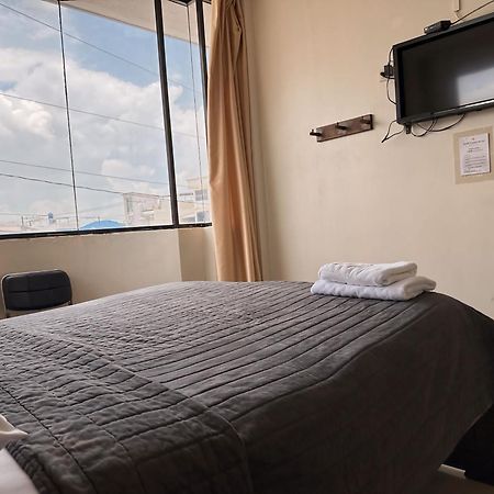 Hostal Posada Del Sol グアヤキル エクステリア 写真