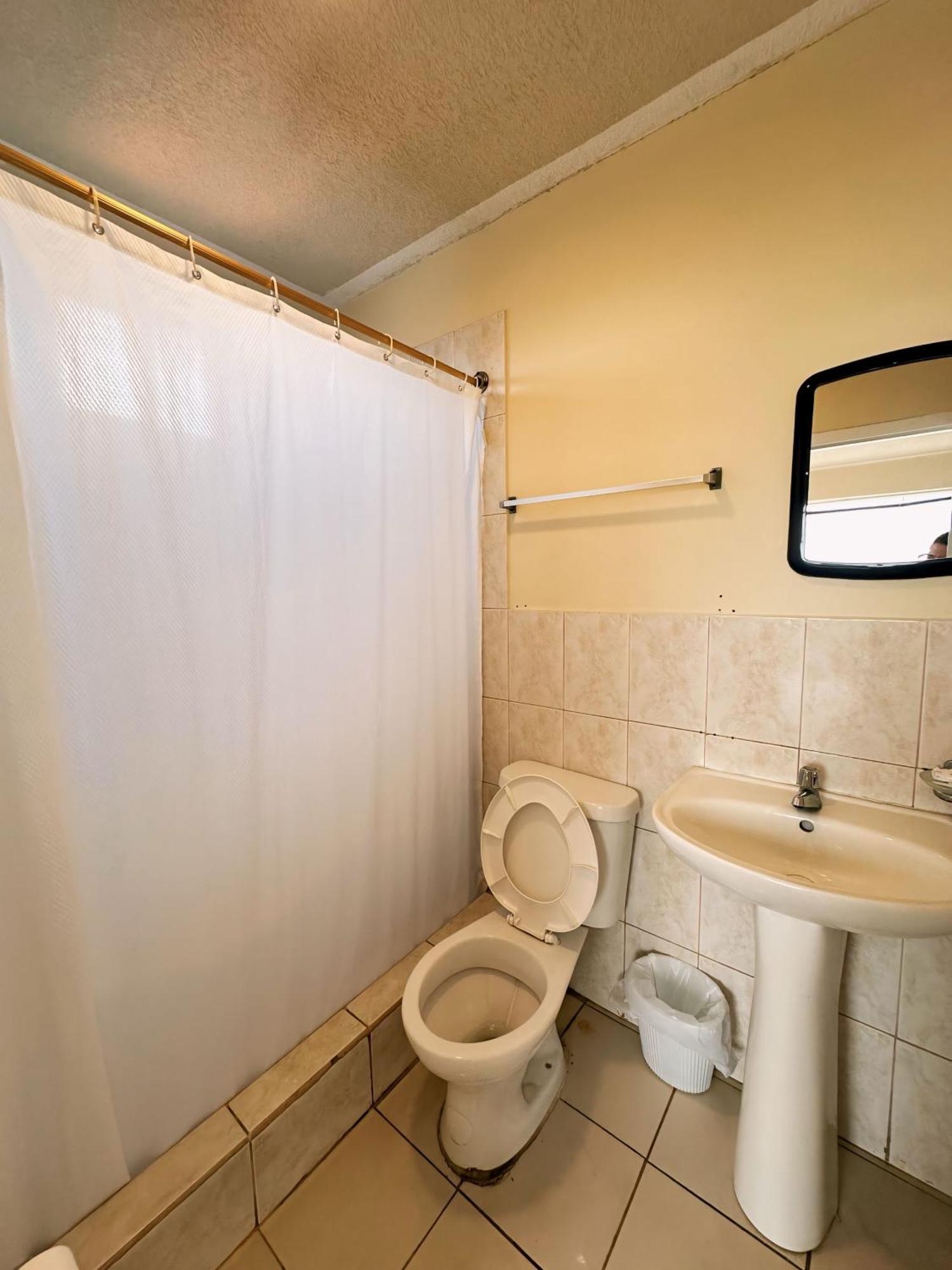Hostal Posada Del Sol グアヤキル エクステリア 写真
